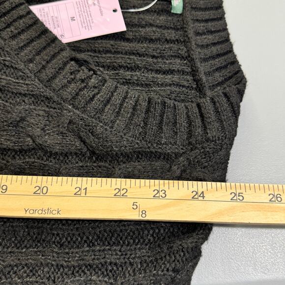 Wild Fable Womens Pullover Knit Sweater Size Medium Black Distressed V Neck New‎ - Picture 10 of 11